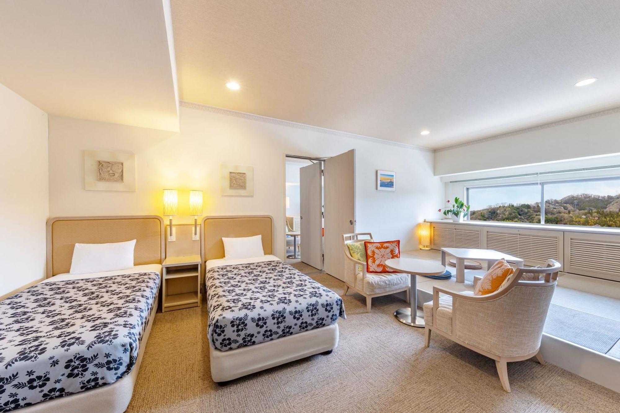 Spa Resort Hawaiians Monolith Tower Iwaki  Extérieur photo