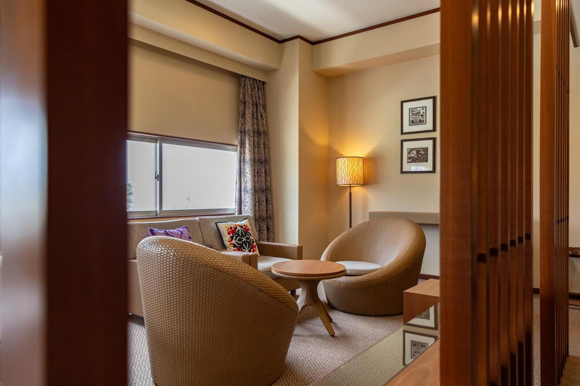 Spa Resort Hawaiians Monolith Tower Iwaki  Extérieur photo